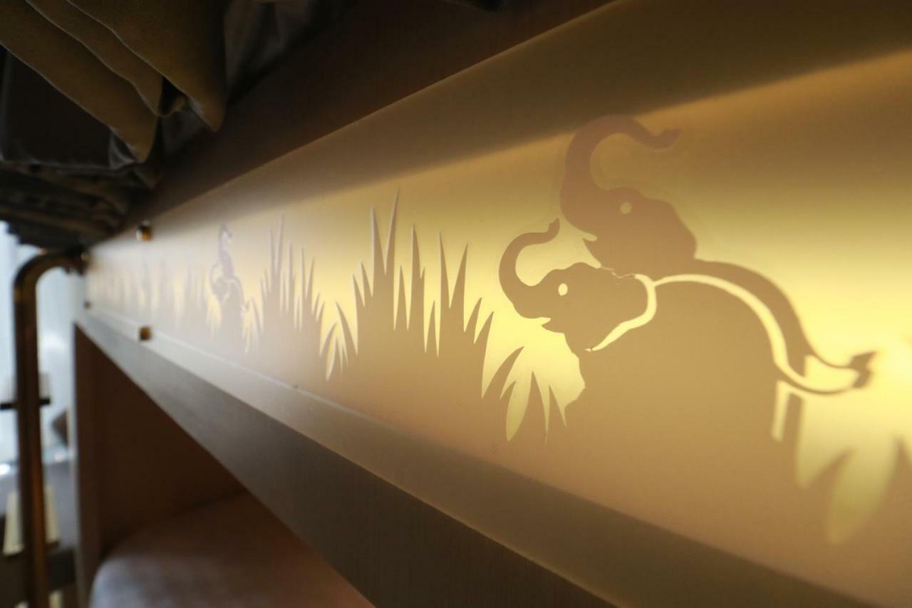 The Lol Elephant Hostel Bangkok Eksteriør bilde