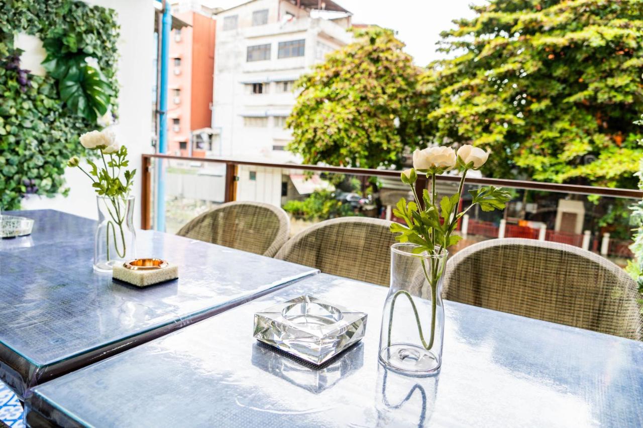 The Lol Elephant Hostel Bangkok Eksteriør bilde